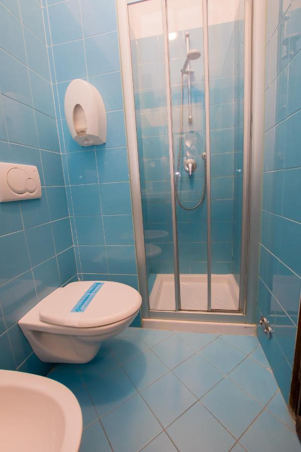 Hotel Giulia Marina di Massa Bagian luar foto